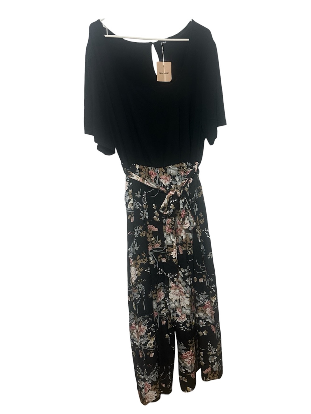 BloomChic NWT Floral Wide Leg Jumpsuit Plus Size 22/24 Black